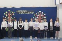IMG_2905uczniowie biorą udział w Misterium wielkanocnym