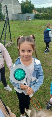 3ce7b3c5-1ec5-4d62-883d-c2948d92fe32dzieci na spotkaniu ze strażakami i policjantem