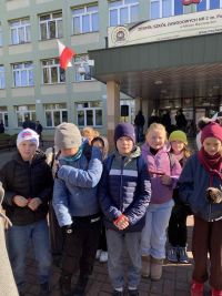 de6f0609-0daa-4fdd-bb96-f13f166f3bd3dzieci na marszu i na ściance
