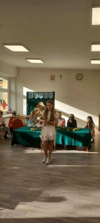 df36896f-088b-4fba-882c-97fd98fc4d73uczniowie jako bogowie