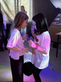 f5b449e3-0db0-4d5a-9d71-a17ace2c286edzieci w czasie zabawy