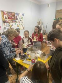 68446c45-1bf5-44eb-af22-48589cf3a1a4dzieci podczas warsztatów