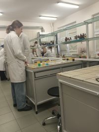 1000014957uczniowie podczas warsztatów