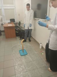 1000014963uczniowie podczas warsztatów