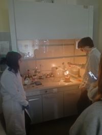 1000014967uczniowie podczas warsztatów