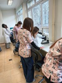 1000014943uczniowie podczas warsztatów