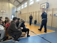 da3daa49-0fa2-46df-bd0f-e3be149ba5caspotkanie z policjantem