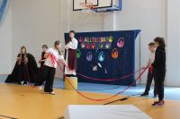 IMG_8049uczniowie podcas misterium