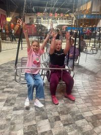 c86260d7-c2a0-48a5-b5d2-43b812fa1fcbuczniowie w Mandorii