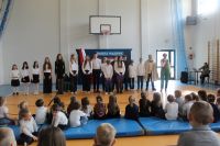 IMG_8250uczniowie podczas akademii