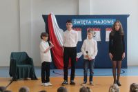 IMG_8232uczniowie podczas akademii